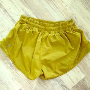 Lululemon Hotty hot shorts